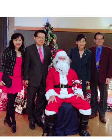 12-11-16国会议员夫妇4人合影1